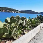 Tal 4* Tisno