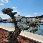 Tal Tisno