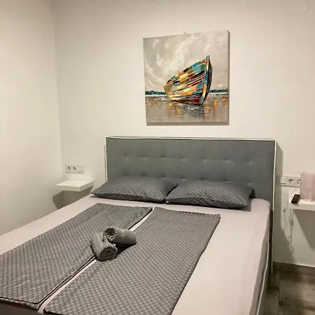 Apart-hotel Tal 4*