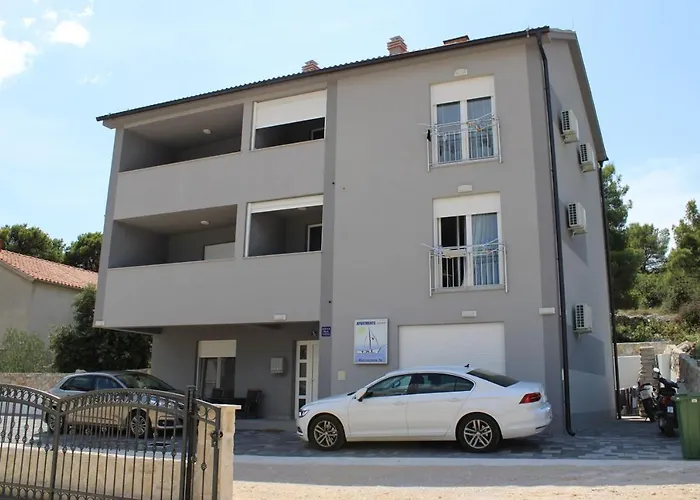 아파트호텔 Tal 4*