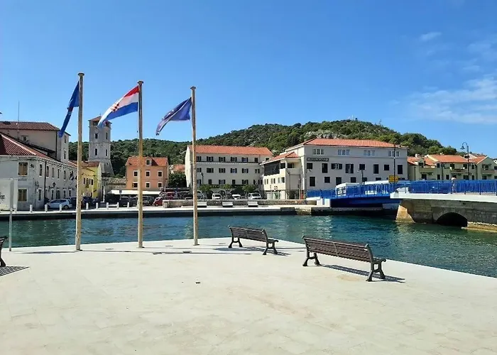 아파트호텔 Tal 티스노